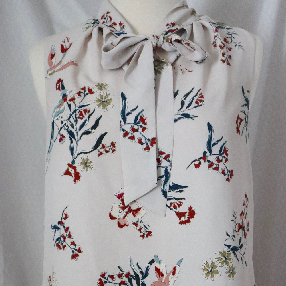 H&M Sleeveless Tie-Front Sleeveless Blouse